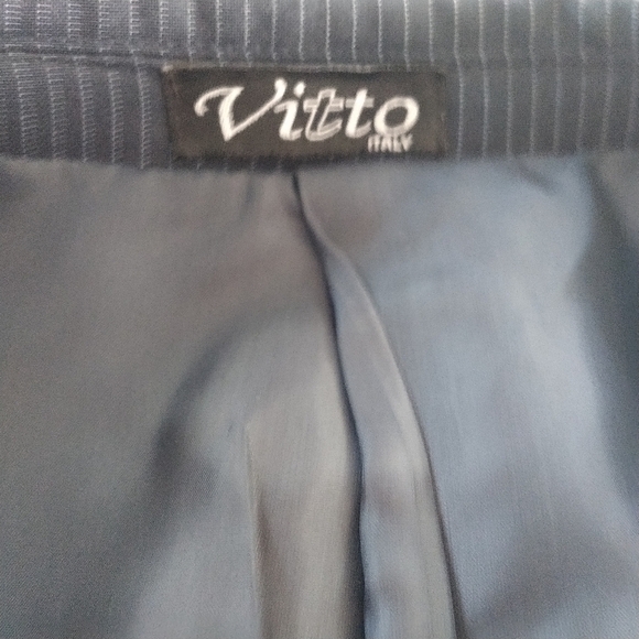 Vitto Italy Classic Two Button Navy Pinstripe Blazer 56L - Picture 6 of 11